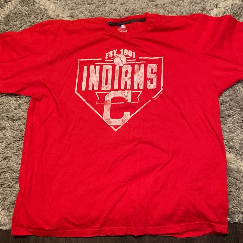 Vintage Cleveland Indians Shirt size XXL. Hard to find size and style.